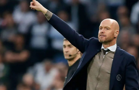 Manchester united .. إيرك تن هاغ يطالب إدارة مانشستر بالمزيد من الاستثمار